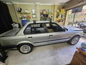 1990 BMW 3 18i 4 SP AUTOMATIC 4D SEDAN
