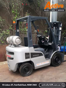 Nissan 2.5 Tonne Forklift  Low Hours  LPG  Side Shift attachment in Fairfield East Fairfield Area Preview