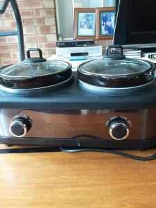 Westinghouse double slow cooker.