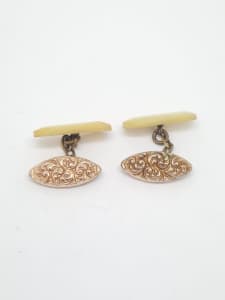 Vintage rose gold Gilt metal and mother of Pearl cufflinks 