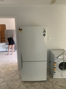 Westinghouse 510l refrigerator