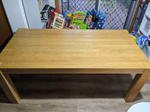 Dining room table Wood