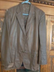 Leather jacket vintage. Size Small to Medium. Veenus, Hong Kong.
