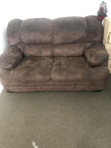 Couch 2x Seater