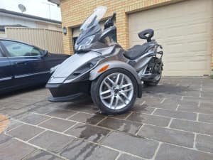 Can Am Spyder ST manual 998