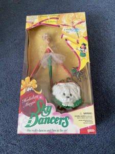 Rare Special Edition Galoob Holly Berry Holiday Magic Sky Dancers