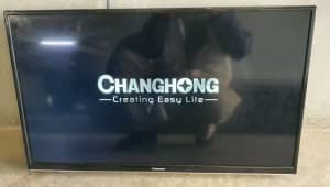 32 inch LED Changhong LCD TV, working with remote but, Carlton pickup