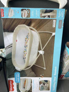 Baby bassinet hardly used in a very good condition