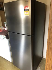 Stainless Steel Fridge HITACHI 4 yrs old only LIKE NEW $400 COST $1000