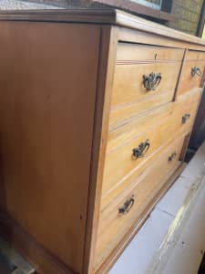 Chest of drawers-vintage