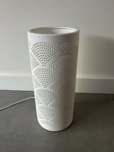 Freedom Azalia 35cm Porcelain White Table Lamp Shell Design (35cm)