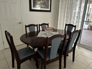 Solid timber extendable dining table