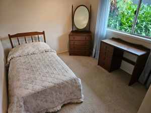1980s Single bedroom suite