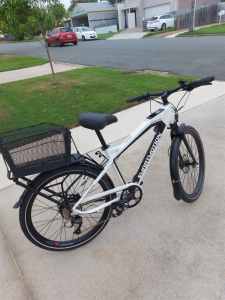 Awesome Like-New Commuter /cruising Smartmotion electric bike.