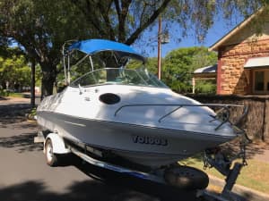 Signature 500C Cuddy with 90 HP Evinrude E-Tec (2008) approx 125 hrs