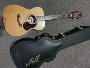 Maton SRS808 acoustic electric guitar