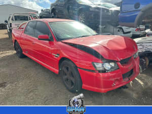 Wrecking now: Holden VZ SS Crewman Ls1 automatic Alloys Roll