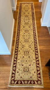 Oriental Hand Knotted Rug