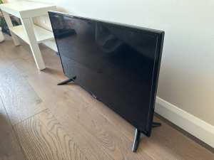 Second hand TEAC TV 32 inch