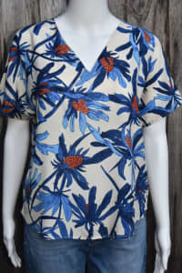 COUNTRY ROAD Floral Top - Size XS - EUC