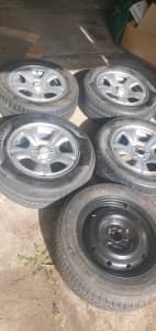 5 x 215/60/R16 wheels. Spare set from Subaru Forester 