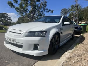 2009 Holden Commodore 6.0L 6 speed manual.