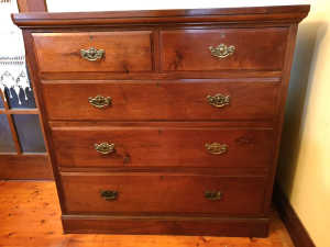 ANTIQUE SOLID TIMBER TALLBOY/CHEST OF DRAWERS