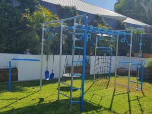 Growplay Monkey Bars - Excellent condition