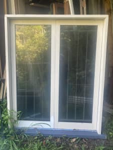 Hardwood casement window