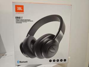 JBL E55BT wireless headphone