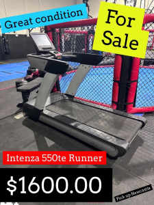 Intenza 550te Runner Machine