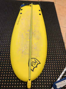 Kids yellow speed stick & kids skid board