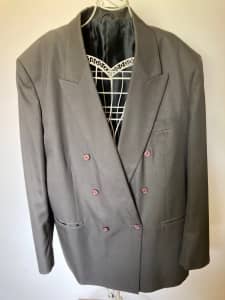 Men's double breasted blazer/jacket. Very good condition. Ormond.