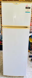 Refrigerator - Whirlpool with dimensions 550X650X1675