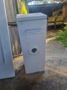 Brand new mail box White
