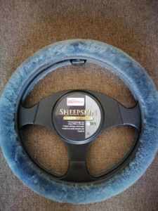 Streetwise sheepskin steering wheel cover