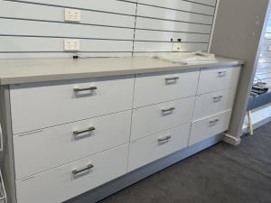 Wanted: Cabinet/ chest of drawers