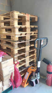 PALLETS FOR FREE
