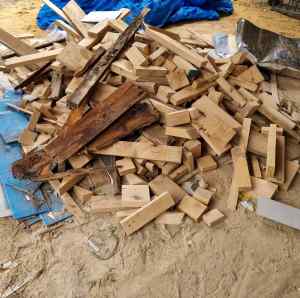 FREE-Lots of wood/timber bits-prefer all gone in one go-going to tip u