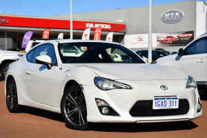 2014 Toyota 86 ZN6 GTS White 6 Speed Manual Coupe