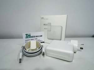 61W USBC MacBook Air Charger MacBook pro Charger with Cable Brand New