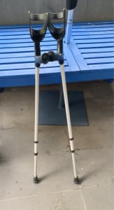 Donjoy Elbow Crutches