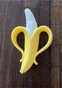 Nuby banana teether - as new