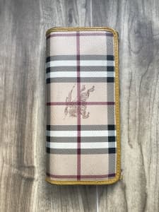 Wanted: Burberry leather haymarket penrose continental women’s wallet
