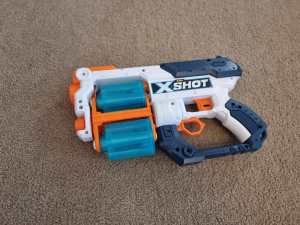 Zuru X-Shot gun