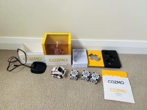 Pre-owned Anki COZMO interactive robot white three cubes charger 00067