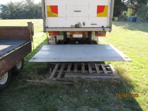 Truck tail gate lifter for sale