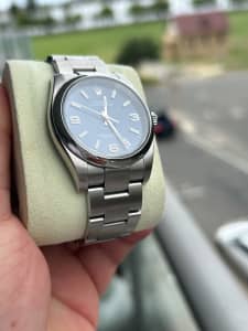 Rolex Oyster Perpetual 116000 Explorer V serial Complete
