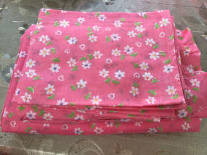 NEW a double bed fitted sheets