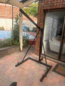 Xpeed boxing bag stand